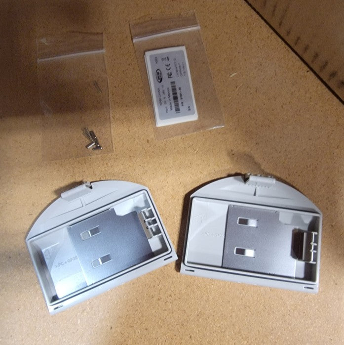 206512-00S SP80 Battery Door Kit